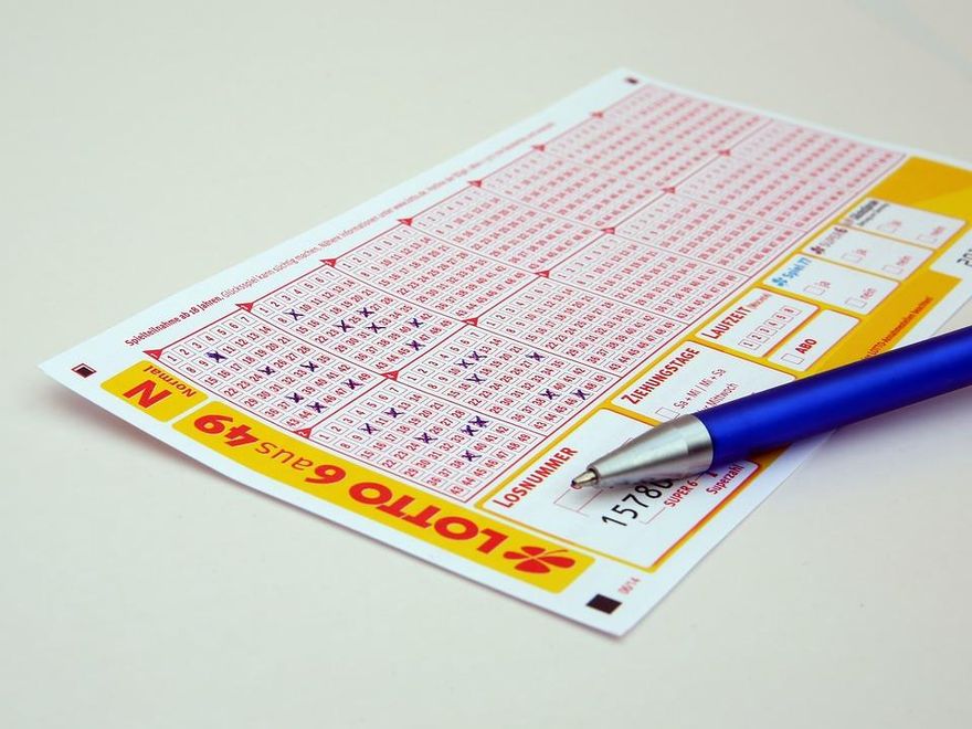 他買彩券發現付款失敗！隔天自己選號…意外中「670萬頭獎」