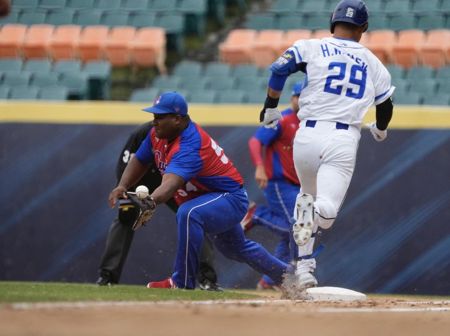 WBC經典賽/宇宙邦發威了！　富邦悍將熱身賽2比1擊敗古巴