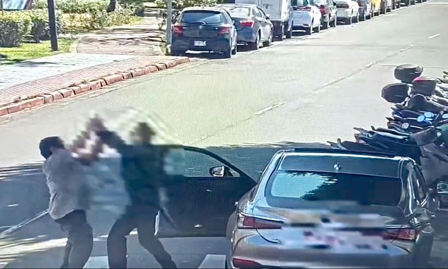 2駕駛火氣大北市街頭對決　互毆兩敗俱傷全進警局