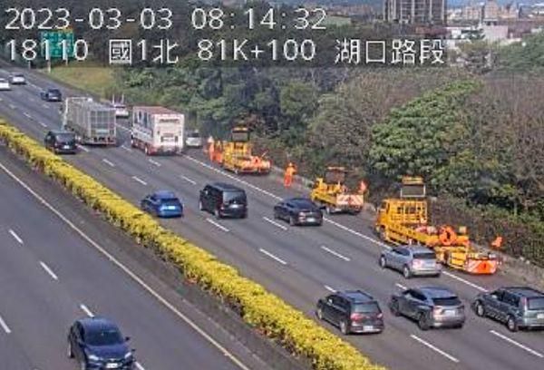 快訊/2車追撞…國1南向新竹湖口車禍！上班時間「回堵5km」塞爆