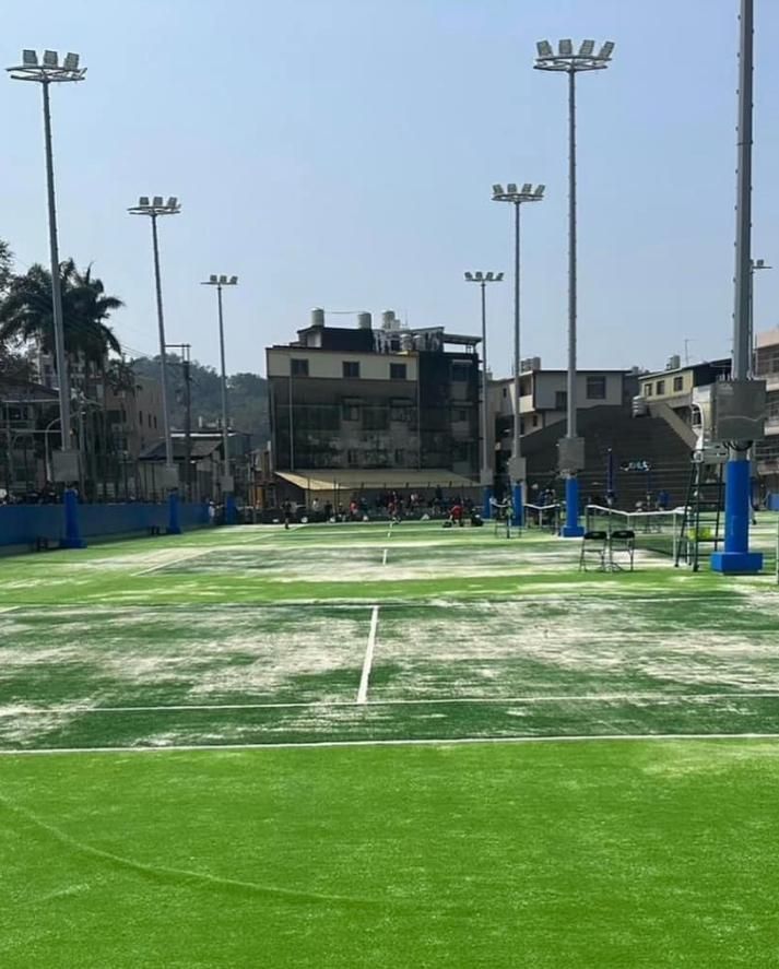 全中運選手因「場地不平」受傷棄賽！教育局辯「不熟悉場地」所致　盧彥勳痛心：運動員這麼卑微嗎