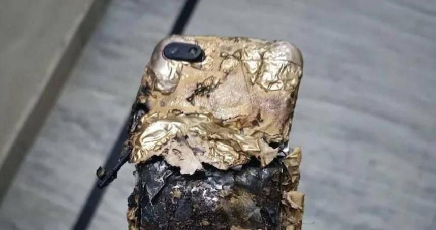 男用手機「邊充電邊講電話」下一秒被炸死　友見一「驚人1幕」崩潰！