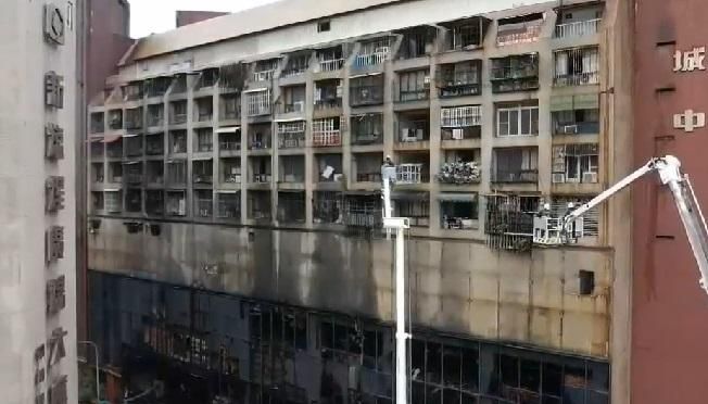 城中城大火奪46命還想交保　法官不准！黃格格再延押2個月