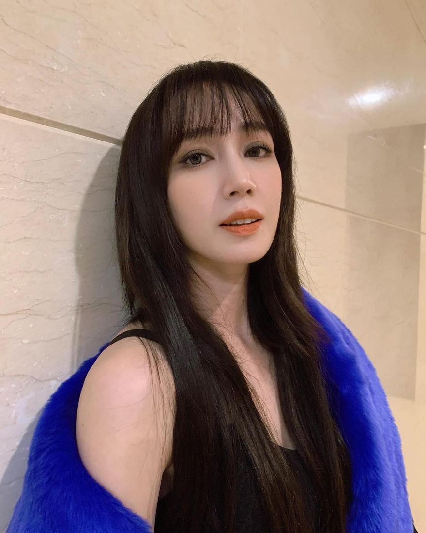 不願上教會被阻婚？鄭人碩、小薰爆情變　她回應曝感情現況