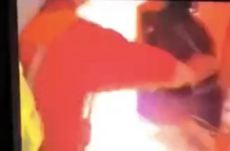 中壢女欠債鬱卒家中自殘　點燃瓦斯引氣爆消防員灼傷