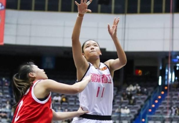 HBL/淡商力拼4連霸！蕭豫玟、李恩芯聯手狂轟45分大勝南山　望決賽挑戰單場30分