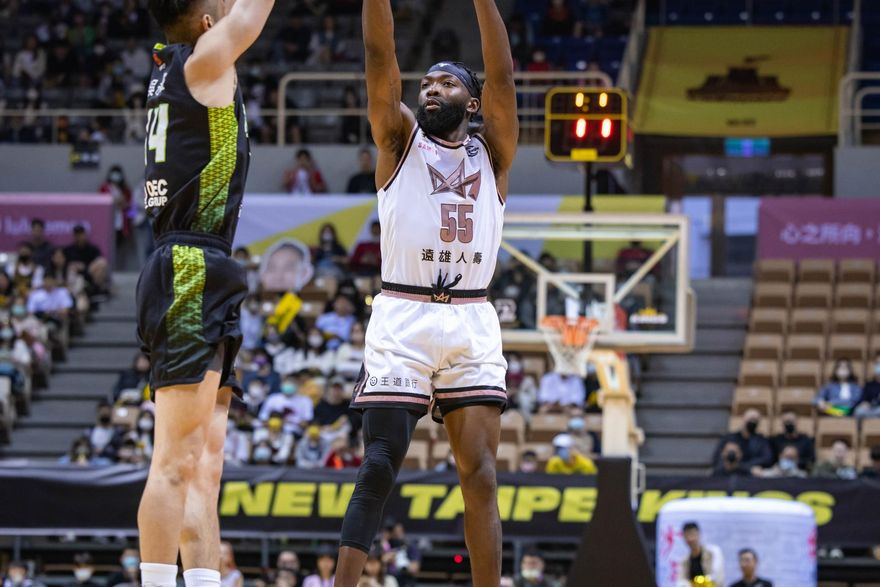 台職籃首現超神紀錄！新北國王曼尼高「大四喜」大勝夢想家