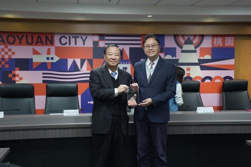 救國團拜會桃園市府　張善政曝39年前與侯友宜同獲青年獎章