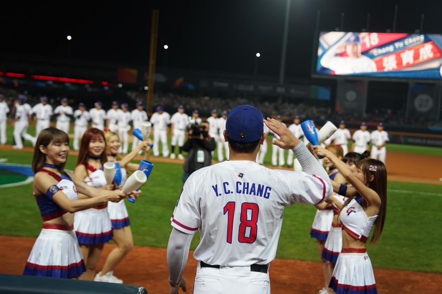 WBC棒球經典賽/「逃兵晉升國防部長」張育成狂圈粉　大聯盟剪輯高光影片「敬禮」！
