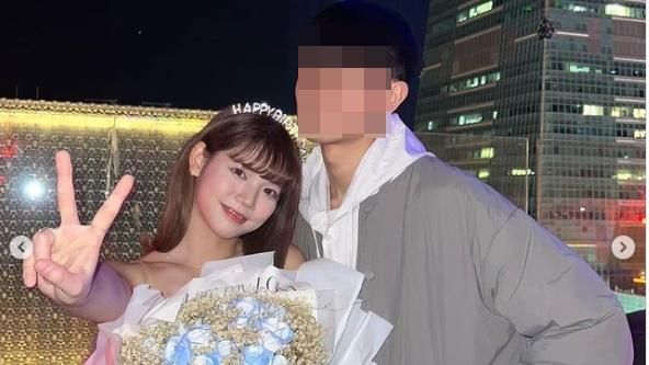 死會了？王彩樺正妹女兒慶生「親密同框」男子　本尊親揭身分