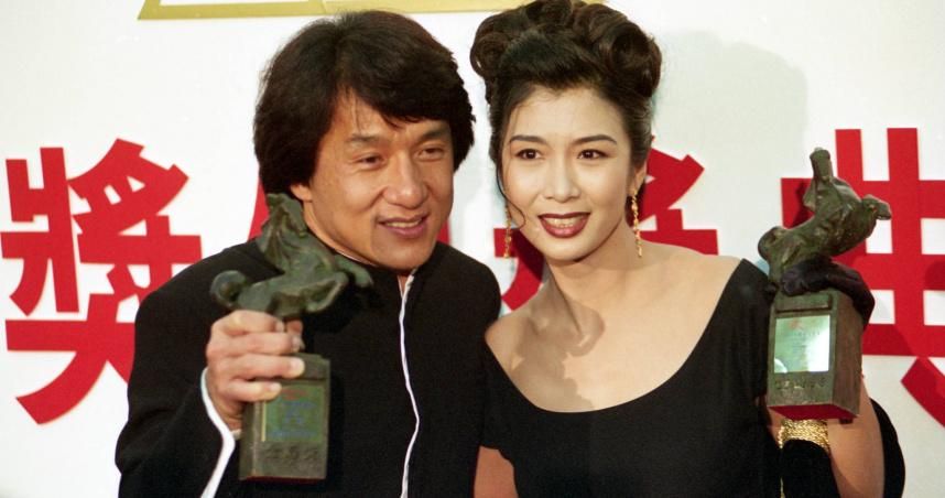 金馬首位「三級片影后」！昔與劉德華、梁家輝同班...她一脫成名「舊愛猝死」不信婚姻