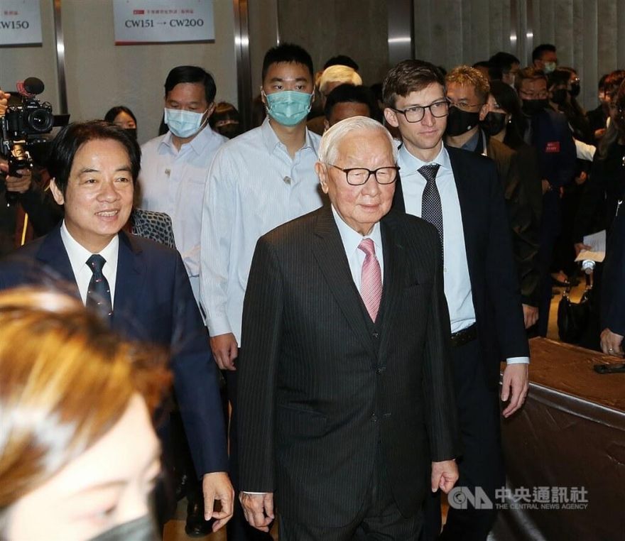 張忠謀揭創辦台積電祕辛　李國鼎是唯一相信他的人