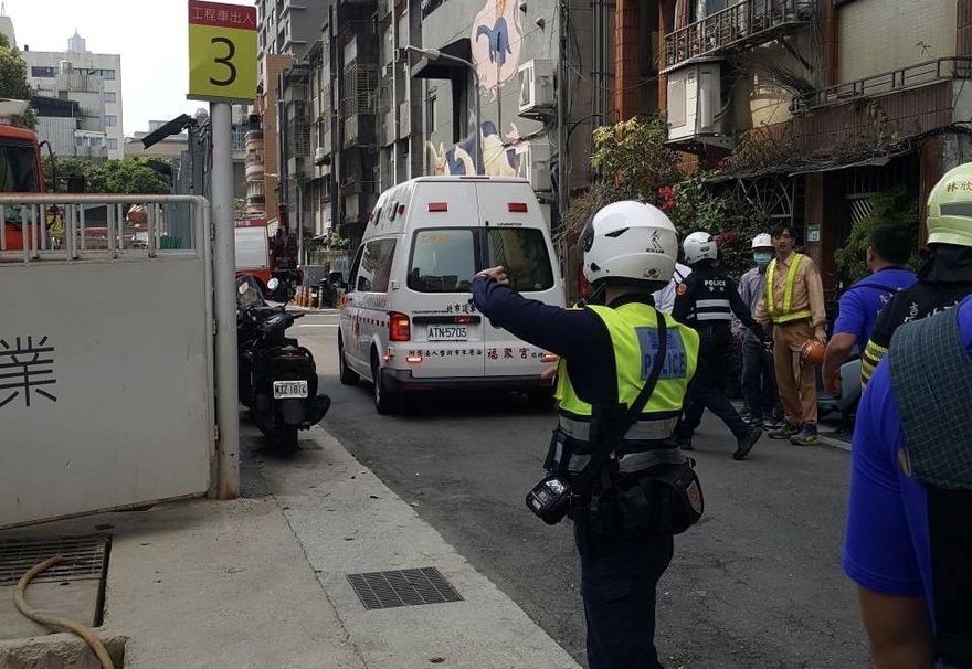 快訊/北市工地意外鋼樑掉落！30歲工人摔死　市府要求立即停工