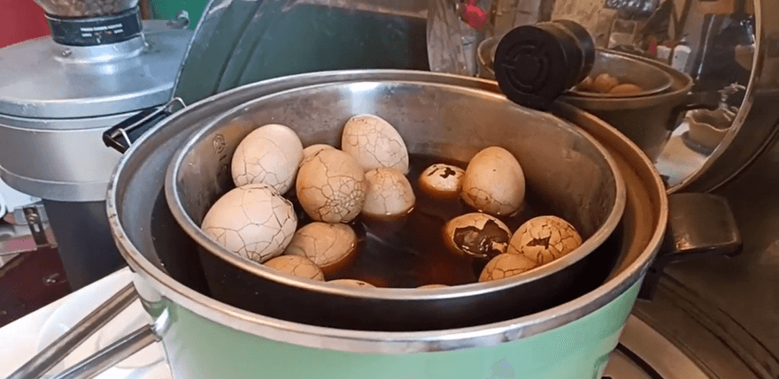 老饕客不捨！福壽山「靈氣茶葉蛋」突公告停賣　等貨到再來剝蛋殼