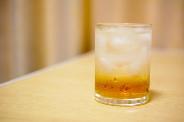 從國中就開始每天喝3瓶啤酒...男子連喝30年突暴瘦10公斤 就醫驚見體內藏「20公分腫瘤」！