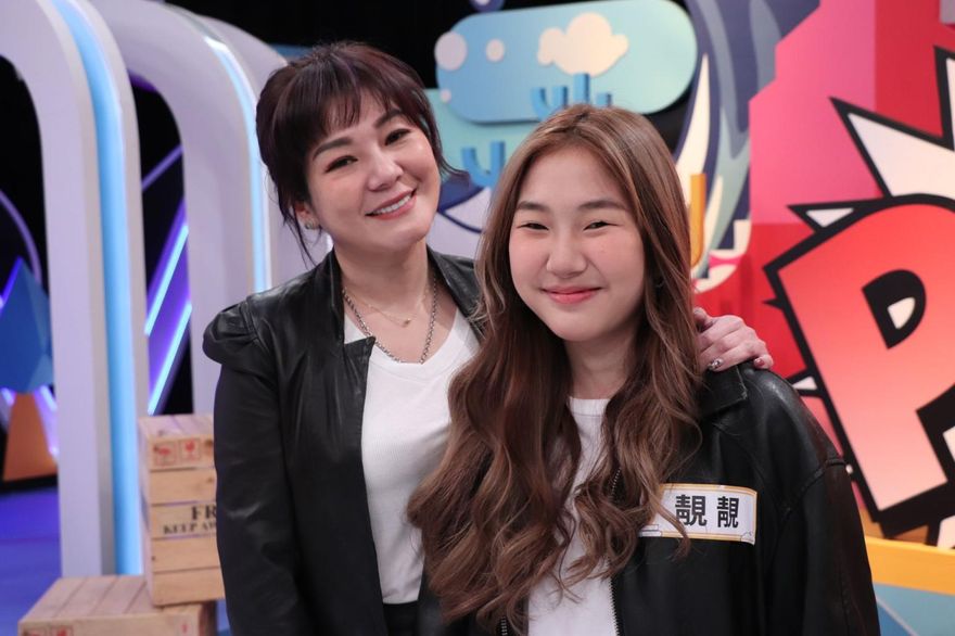 屈中恆14歲女兒追星遭詐騙9千元！Vicky頭痛嘆：有錢就開始癢