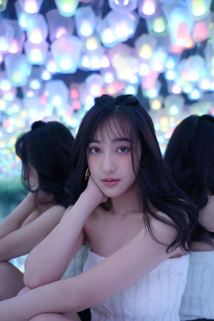掰了GINO 6年情！夏宇禾當街緊貼李聖傑又勾又摸　經紀公司：朋友