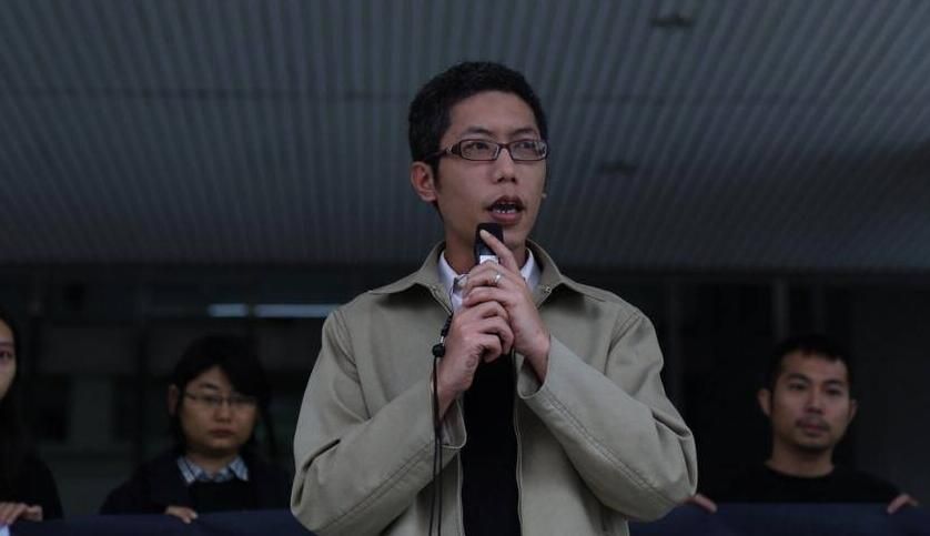 丁允恭發文126字哀悼狒狒　網友酸：一樣被獵殺...