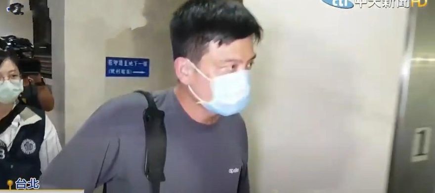 疫情嚴峻時刻竟盜賣逾千枚口罩！貪中校被認定侵占900枚　重判6年半