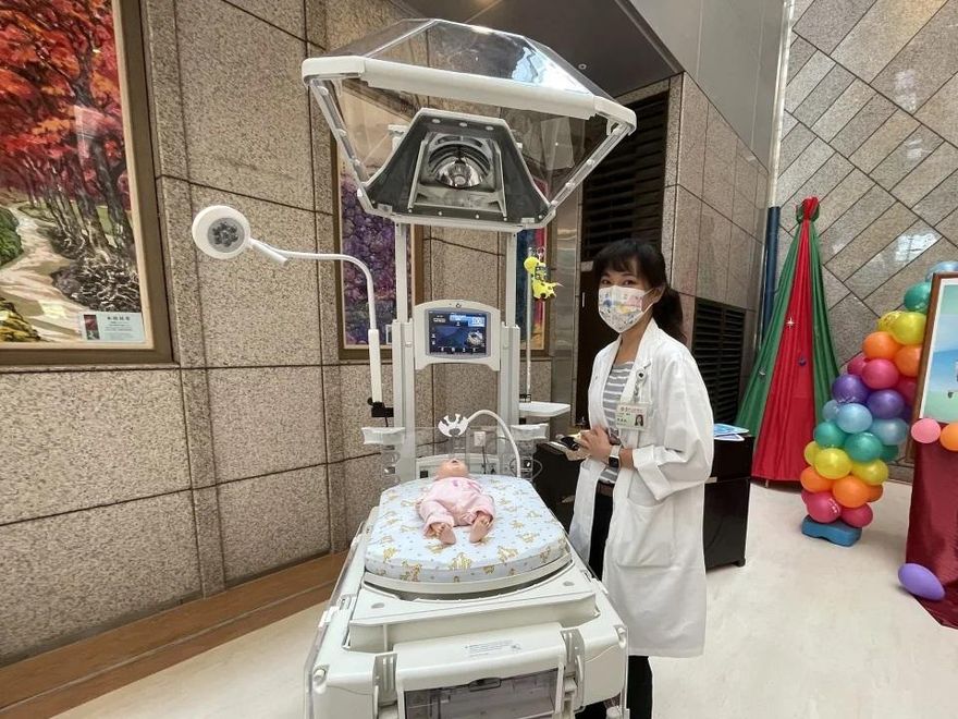 麥當勞基金會贈醫療利器　助台東馬偕搶救偏鄉重症病童