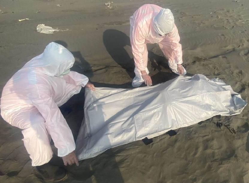 不是回家了嗎？妻遭遣返卻成海上浮屍　越南夫悲痛認屍