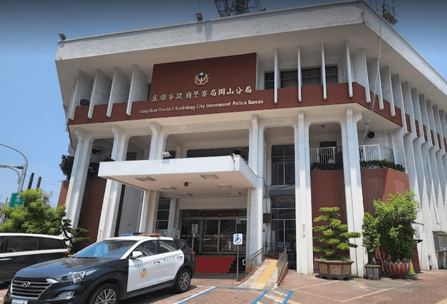 快訊/高雄工人慘遭「天車鋼索」擊中！當場失去生命跡象送醫搶救中