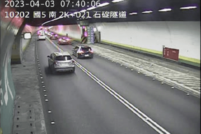 國5逐漸現車潮！國道「塞車大魔王路段」連塞14hrs　12大地雷路段曝光