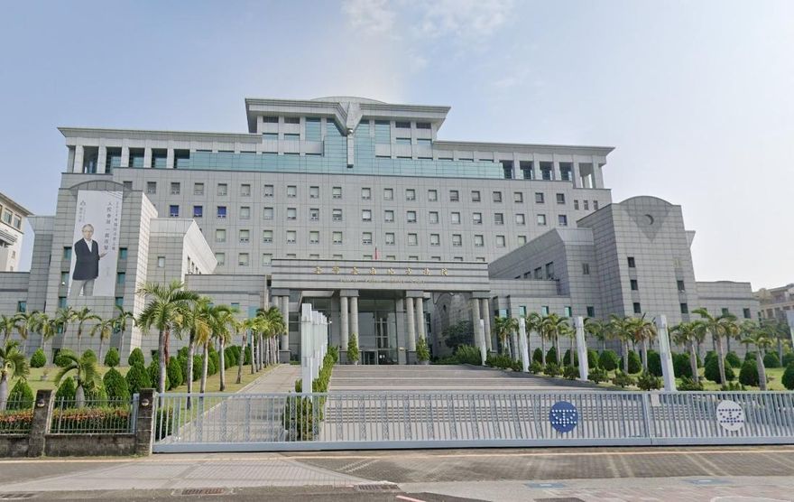 不給錢就搗蛋！無視保護令提汽油回家討錢　逆子被父母告要坐牢了