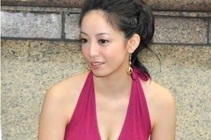 《麻辣鮮師》范筱梵宣告離婚！富商前夫遭爆人蛇集團首腦…共浴2裸女鹹濕片外流