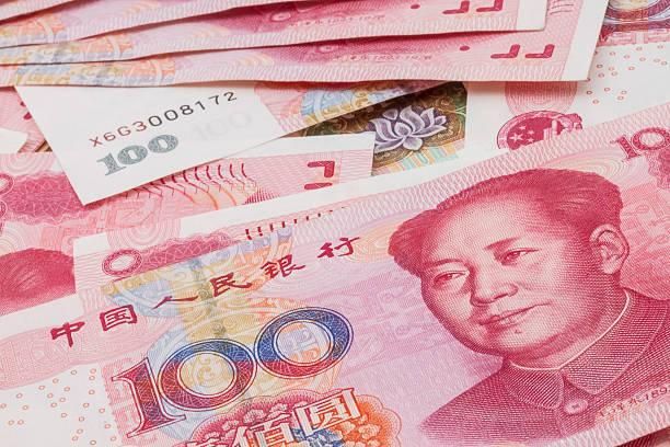 拾金不昧竟遭開除！女員工撿到9萬交給警察　老闆氣炸：錢要歸店裡管