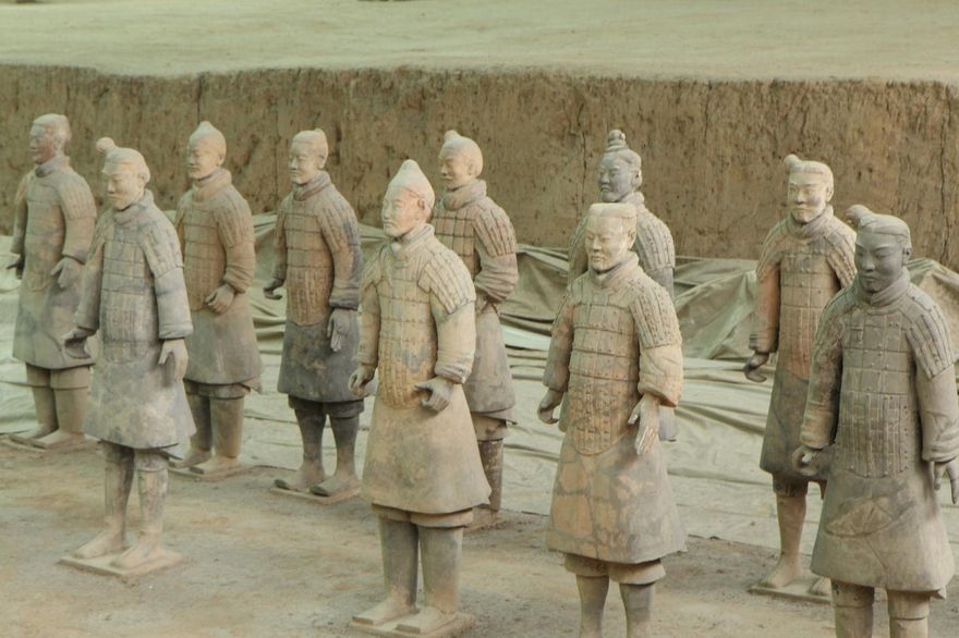 美國男夜闖博物館　與兵馬俑自拍還「掰斷手指」帶回家