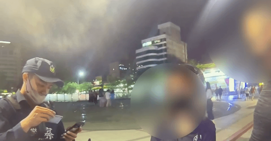 影/2248天的long stay！萬華警公園巡邏　查獲逃逸移工竟逾期居留這麼久