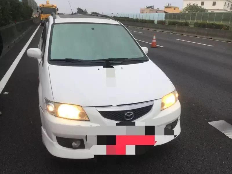 快訊/國1彰化路段休旅車疑故障「停輔助車道」　男駕駛下車查看遭撞身亡