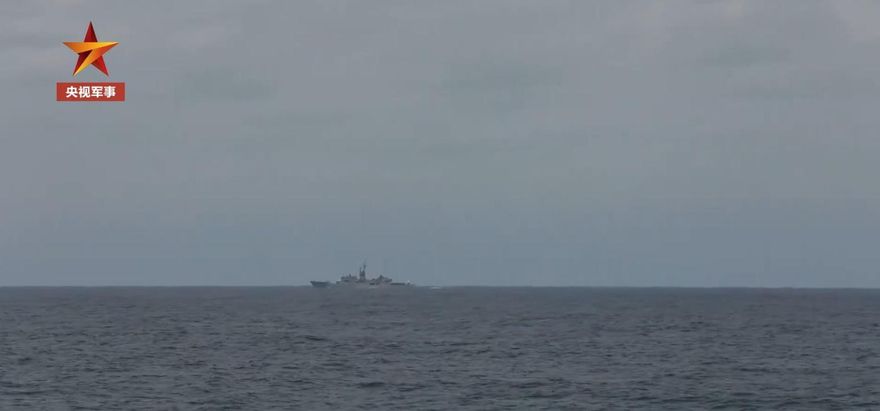 影/解放軍環台軍演　陸公佈Day2最新畫面「與宜陽艦目視距離5海浬」！