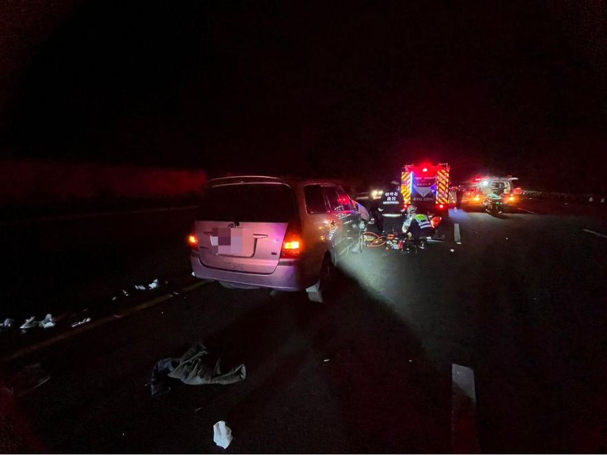 快訊/國3關西段2車追撞「180度翻覆」！1人OHCA送醫不治