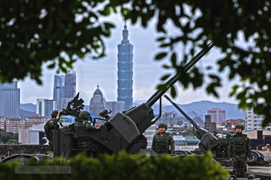 解放軍環台軍演／國軍出動台灣「最後防線」35快砲與台北101同框