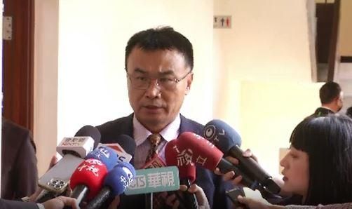 陳吉仲稱豬肉不會缺　網友諷：說不缺的都要專案進口