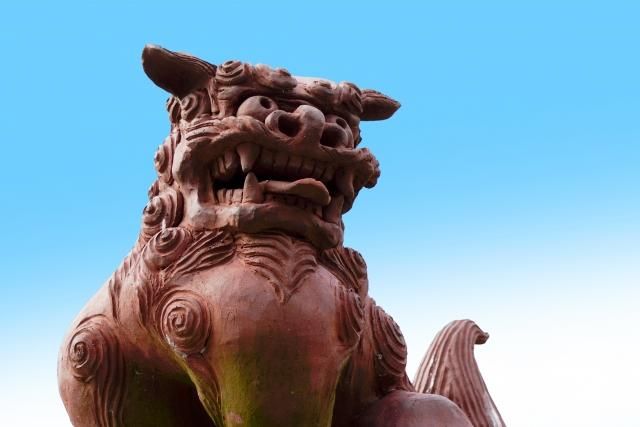 影/飛機誤點...沖繩地勤畫風獅爺跟旅客說拍謝　網看傻：高手在民間！