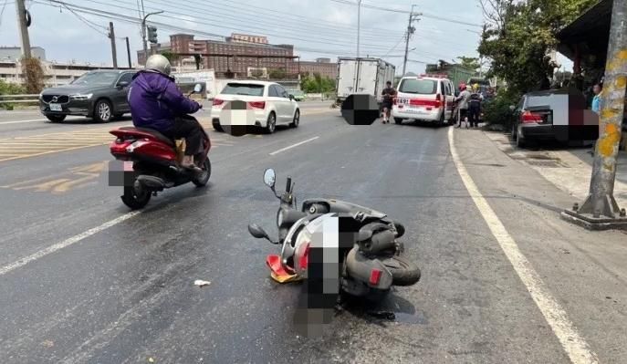 影/大貨車邊開邊「尿」！黑色機油害4騎士雷殘、2人送醫