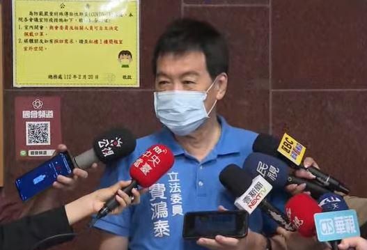 徐巧芯發「支持當部長」文宣　費鴻泰轟：意圖使我不當選