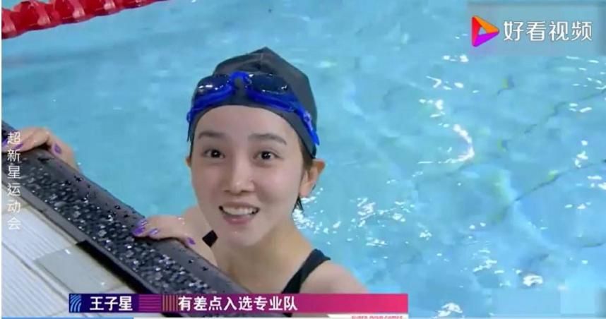 連身泳衣包不住好身材！大陸泳界美女「發育太猛」退役…轉行當《如懿傳》演員