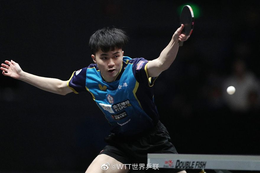 影/林昀儒逆轉勝！帶傷拍落同齡日本好手　晉澳門冠軍賽16強