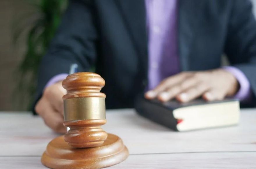 快訊/高雄詐團為500萬虐殺車手　晚間法院裁定2人羈押、1人2萬交保