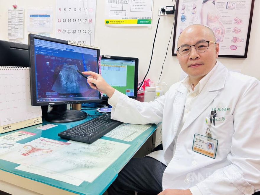 肚子超大！6旬婦腹部腫大以為變胖　女子卵巢腫瘤重3公斤