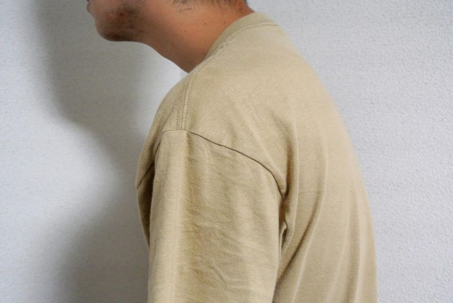 長期姿勢不良變「烏龜頸」　小心影響臉型平衡成大小臉