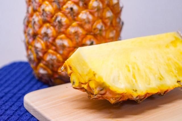 好癢好癢！皮膚醫曝絕對想不到的20種致癢食物　鳳梨、咖啡都上榜