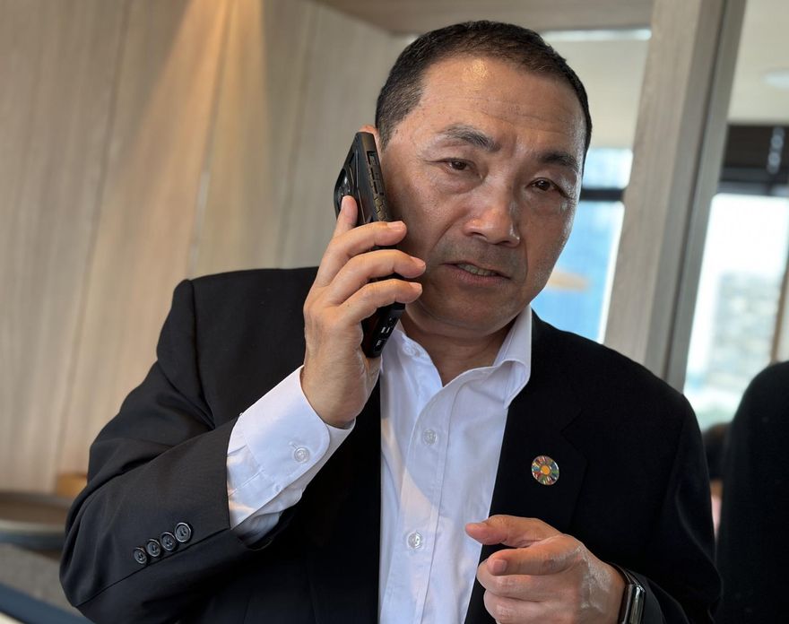 影/侯友宜心繫新北當鋪槍擊案　越洋電話要求警局長帶隊「掃蕩黑幫黑槍」