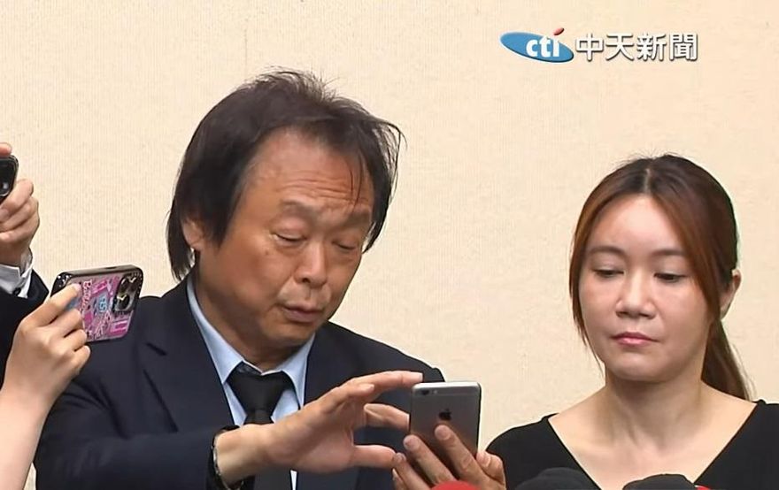 影/手機早上「靜悄悄」以為初選輸了　王世堅自曝：不小心切到飛航模式