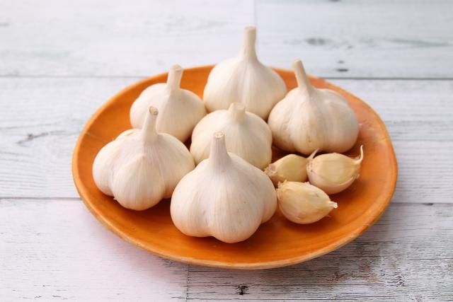 大蒜、菇類便宜又抗癌！醫認證：有效預防腸癌、乳癌