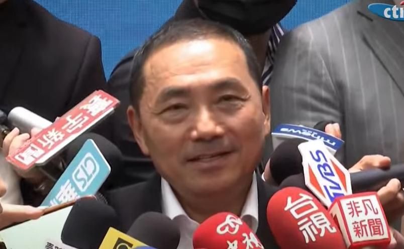 影/新北槍擊民進黨見獵心喜「陳建仁撂重話」！侯友宜強勢回擊「打臉手機作秀謠言」